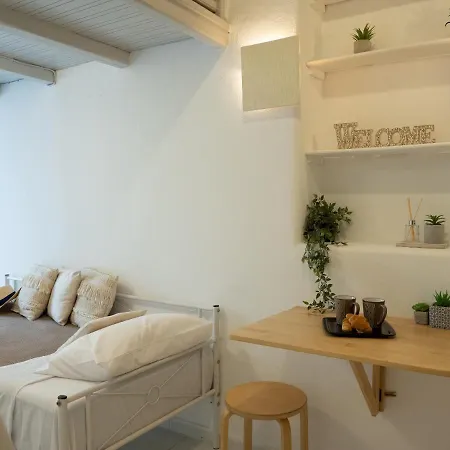 Whitelist Maisonette Iii In